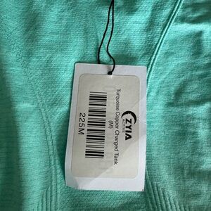 Zyia action wear top. Turquoise copper charged tank
